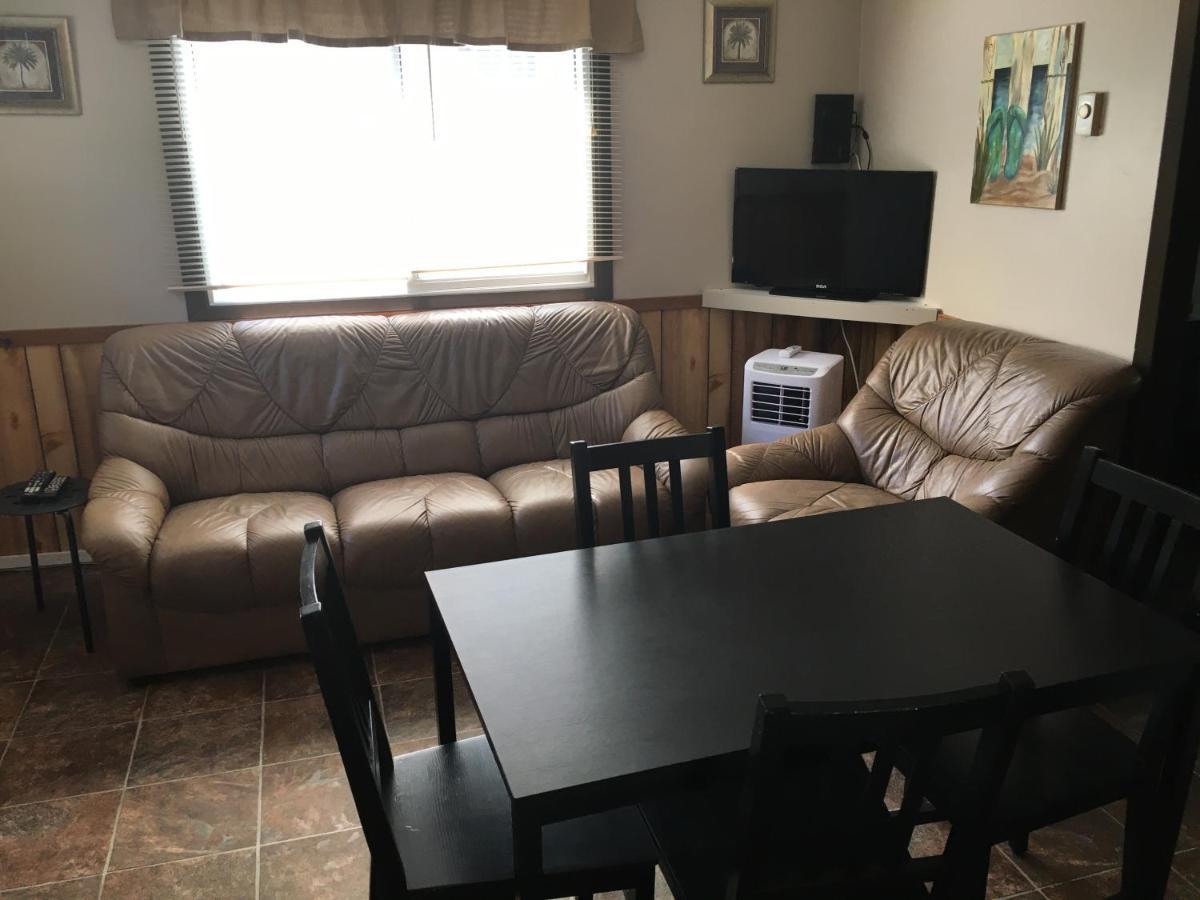 The Maples Cottages In Port Elgin Extérieur photo