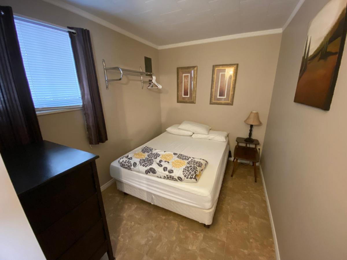 The Maples Cottages In Port Elgin Extérieur photo