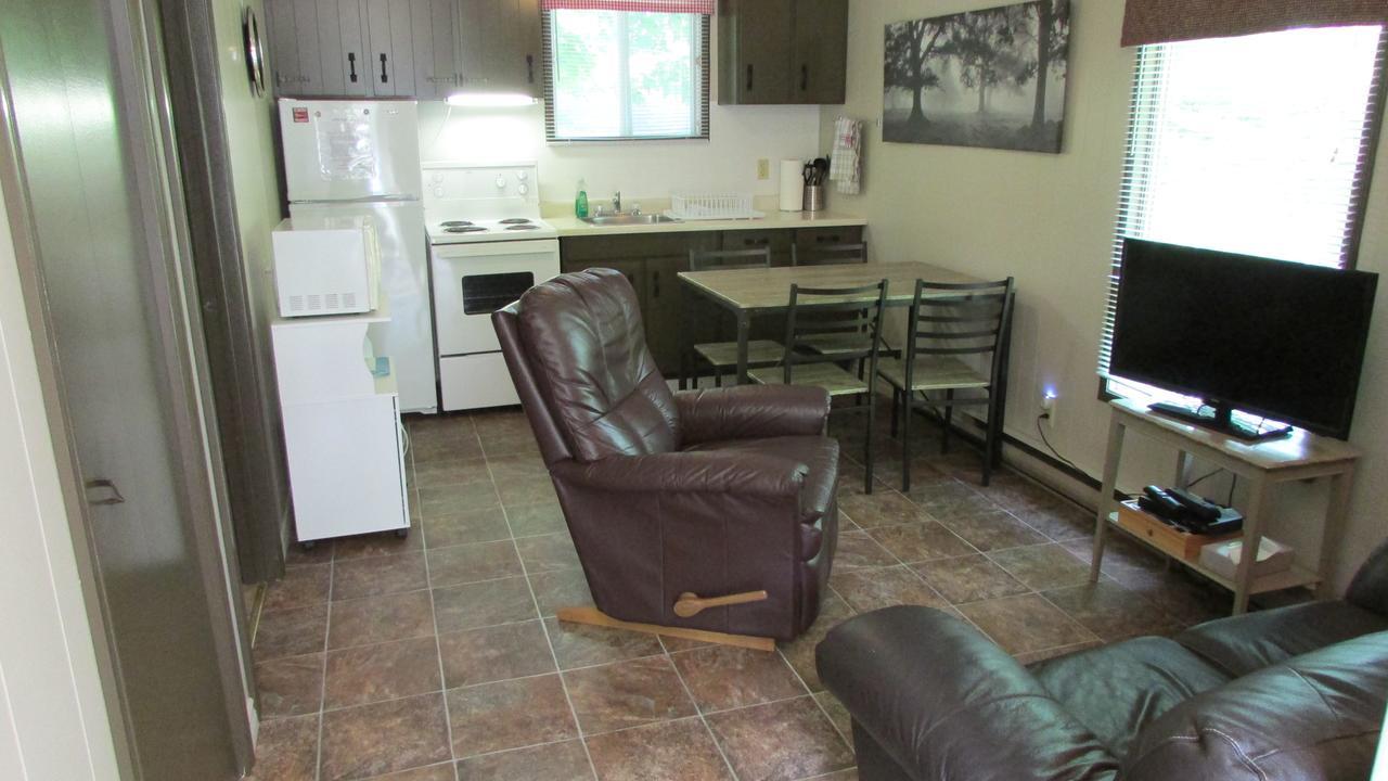 The Maples Cottages In Port Elgin Extérieur photo